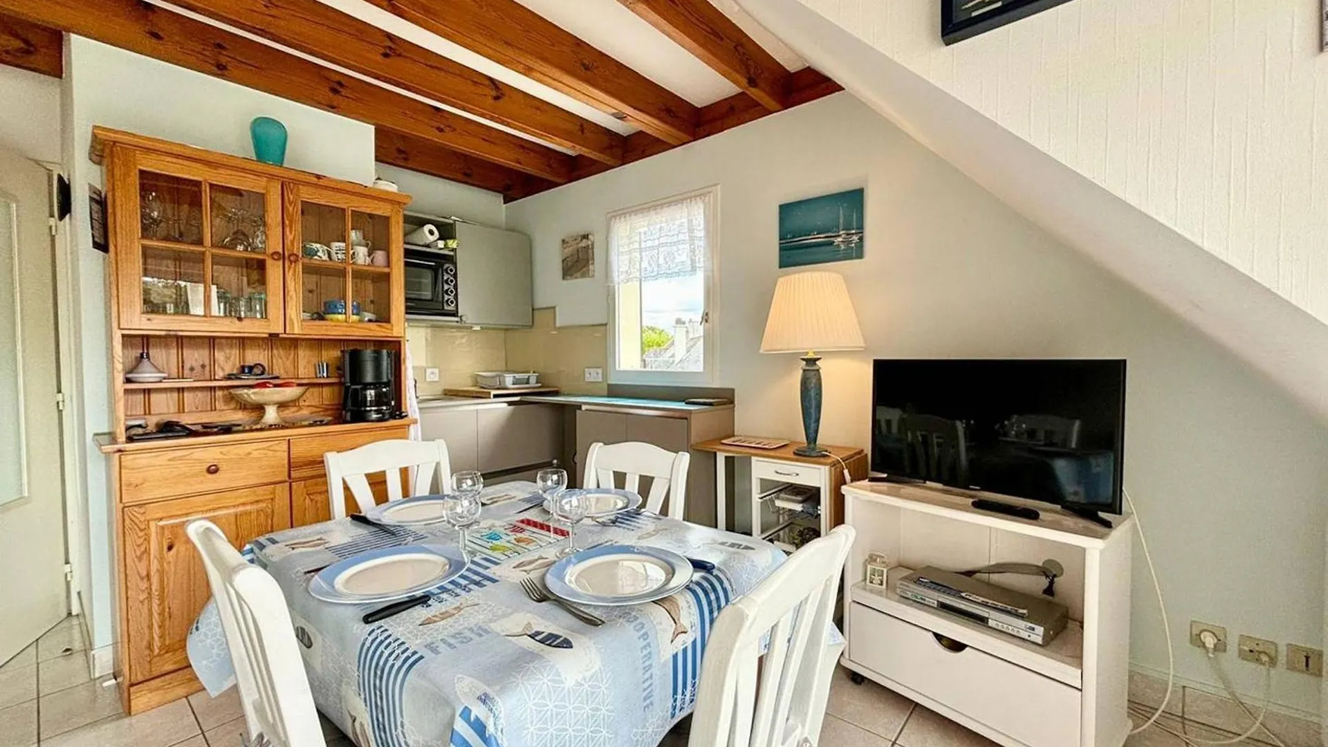 Appartement A Carnac, 2 Pieces + Mezzanine, Balcon Sud, Parking, Proche Plage Et Commerces - Fr-1-377-93 0*, Carnac